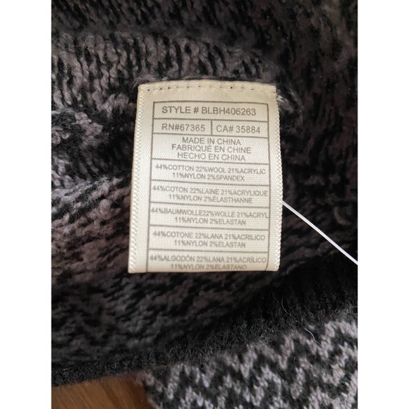 🛍2 for $40 NEW BB DAKOTA Sweater - Picture 6 of 8
